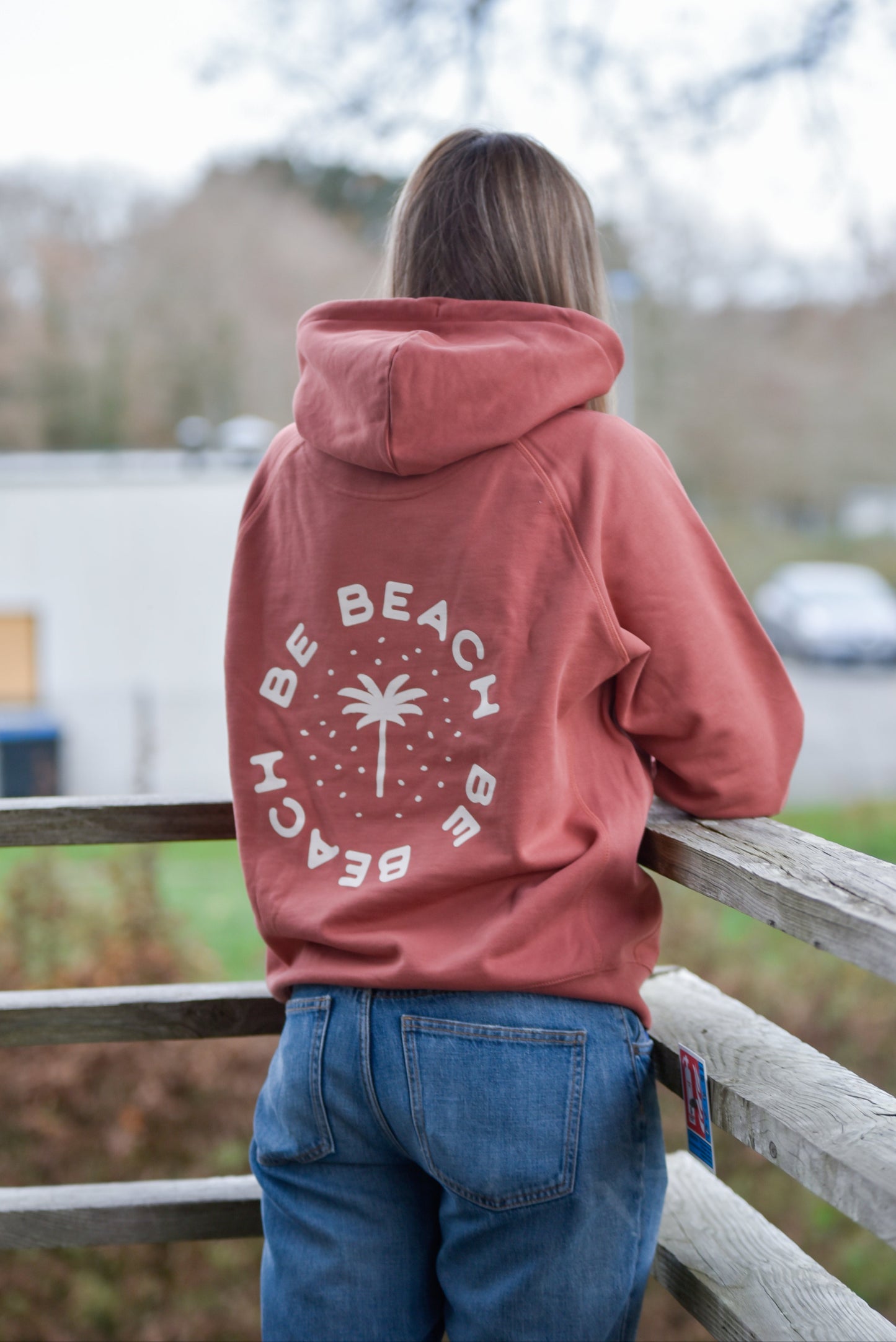 Hoodie Be Beach brique