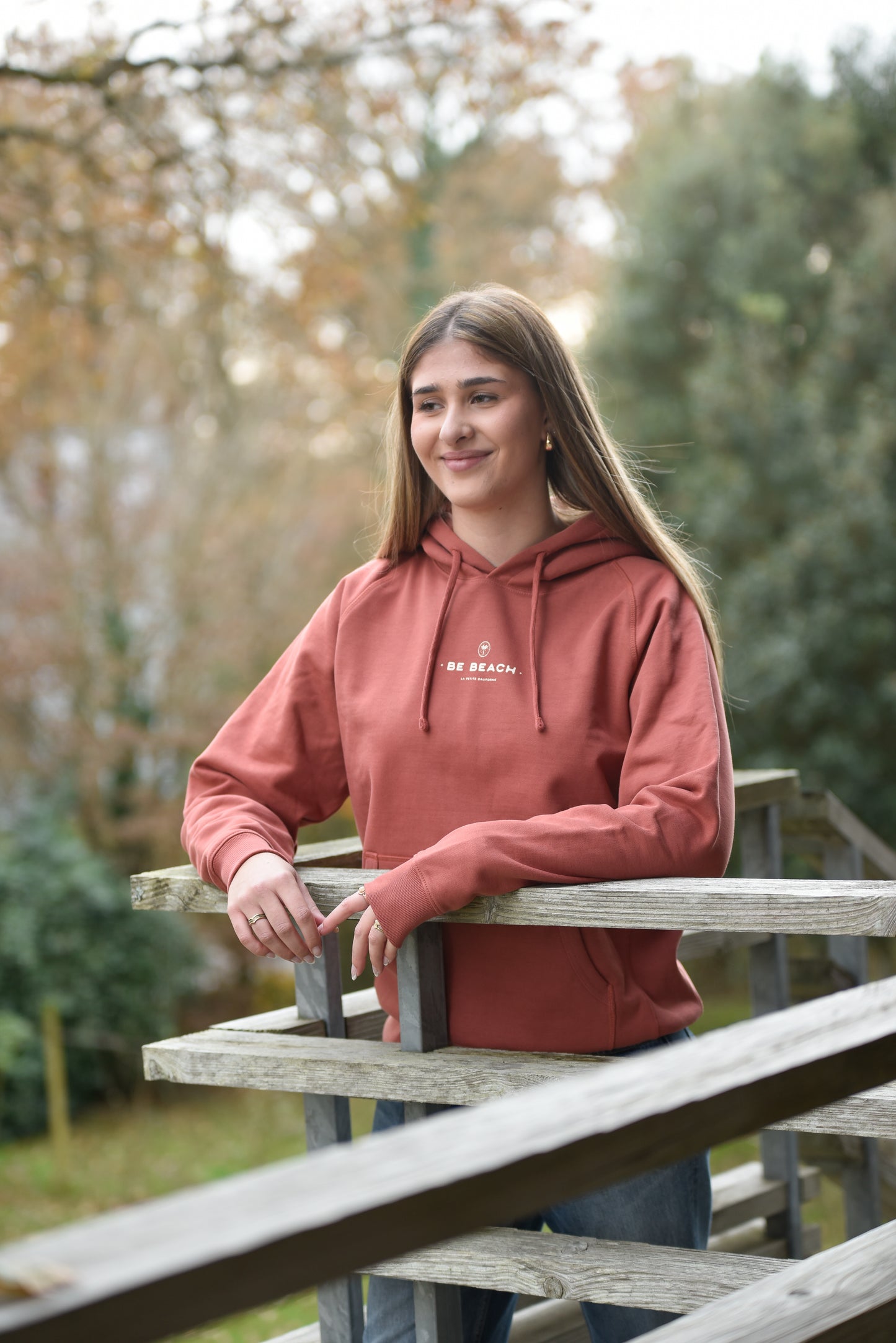 Hoodie Be Beach brique